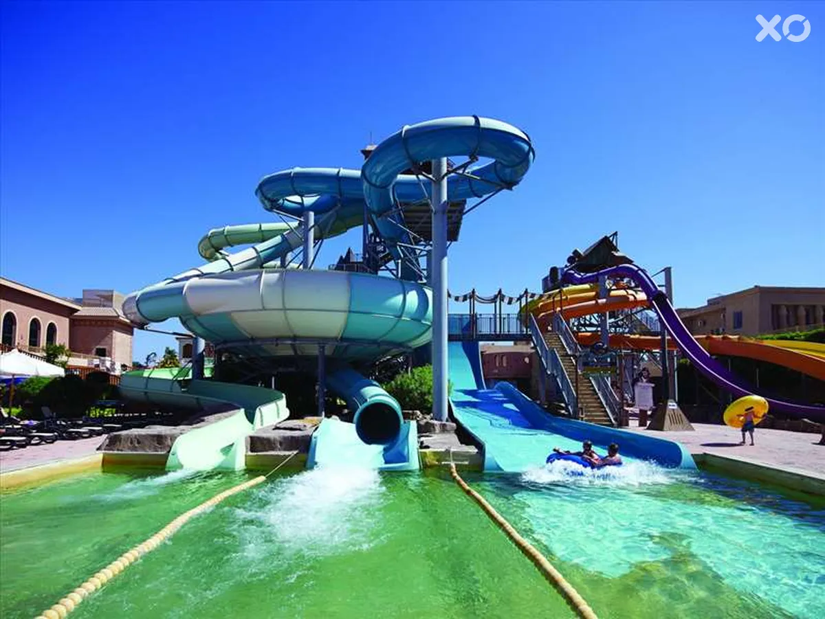 Coral Sea Aqua Club