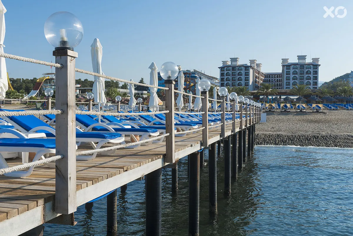 Quattro Beach Spa & Resort Hotel