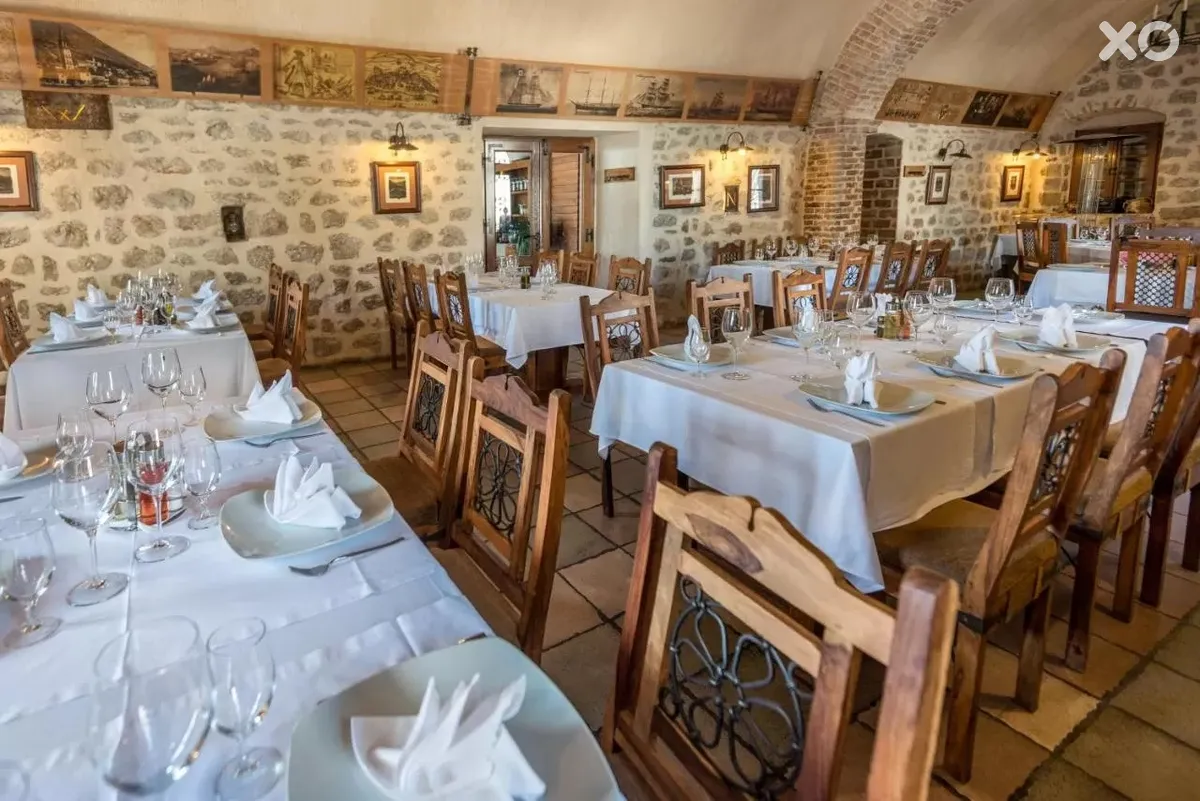 Conte Hotel & Restaurant