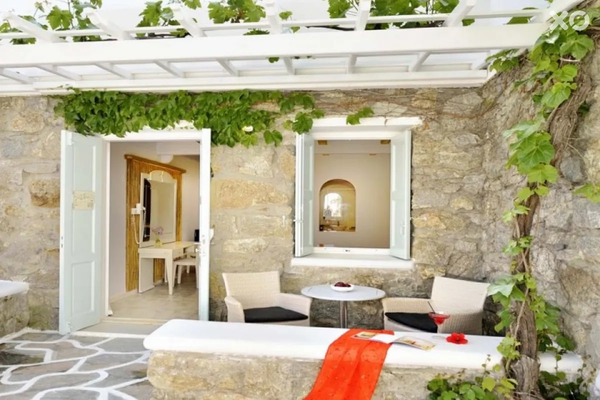 Petinos Hotel