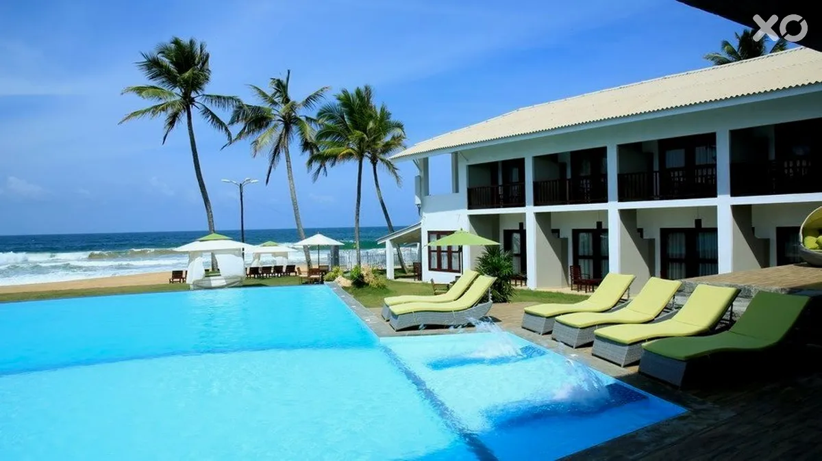 Avenra Beach Hotel