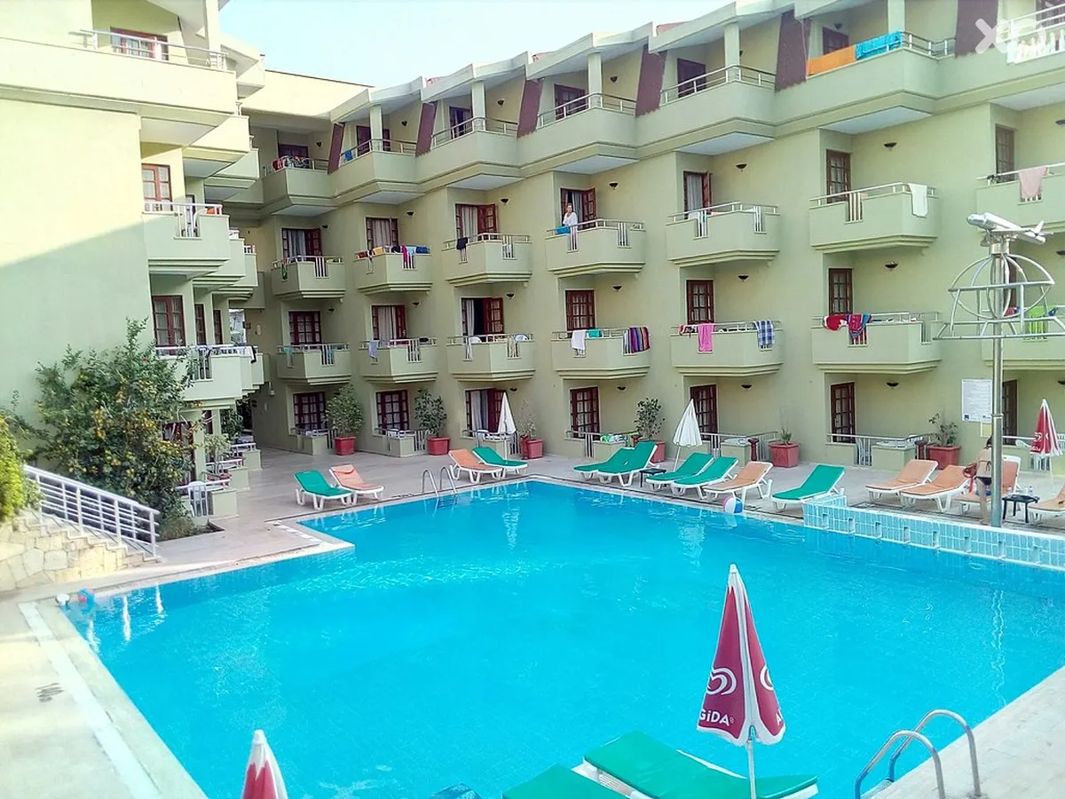 Ares City Hotel