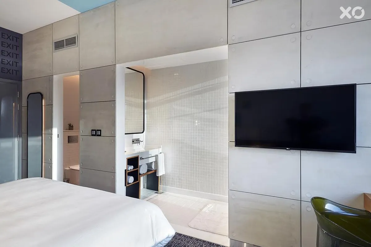 Studio One Hotel