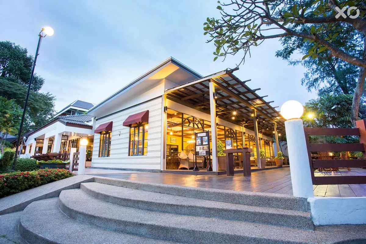 Novotel Rayong Rim Pae Resort Hotel