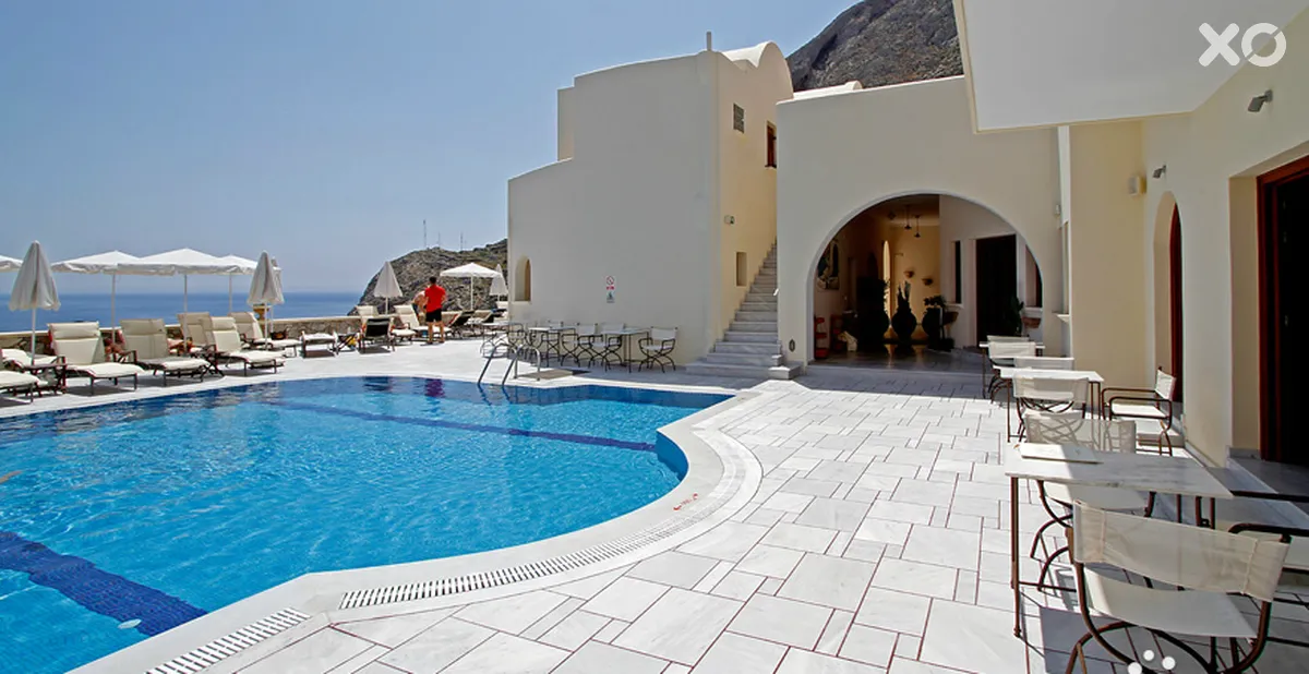 Epavlis Hotel