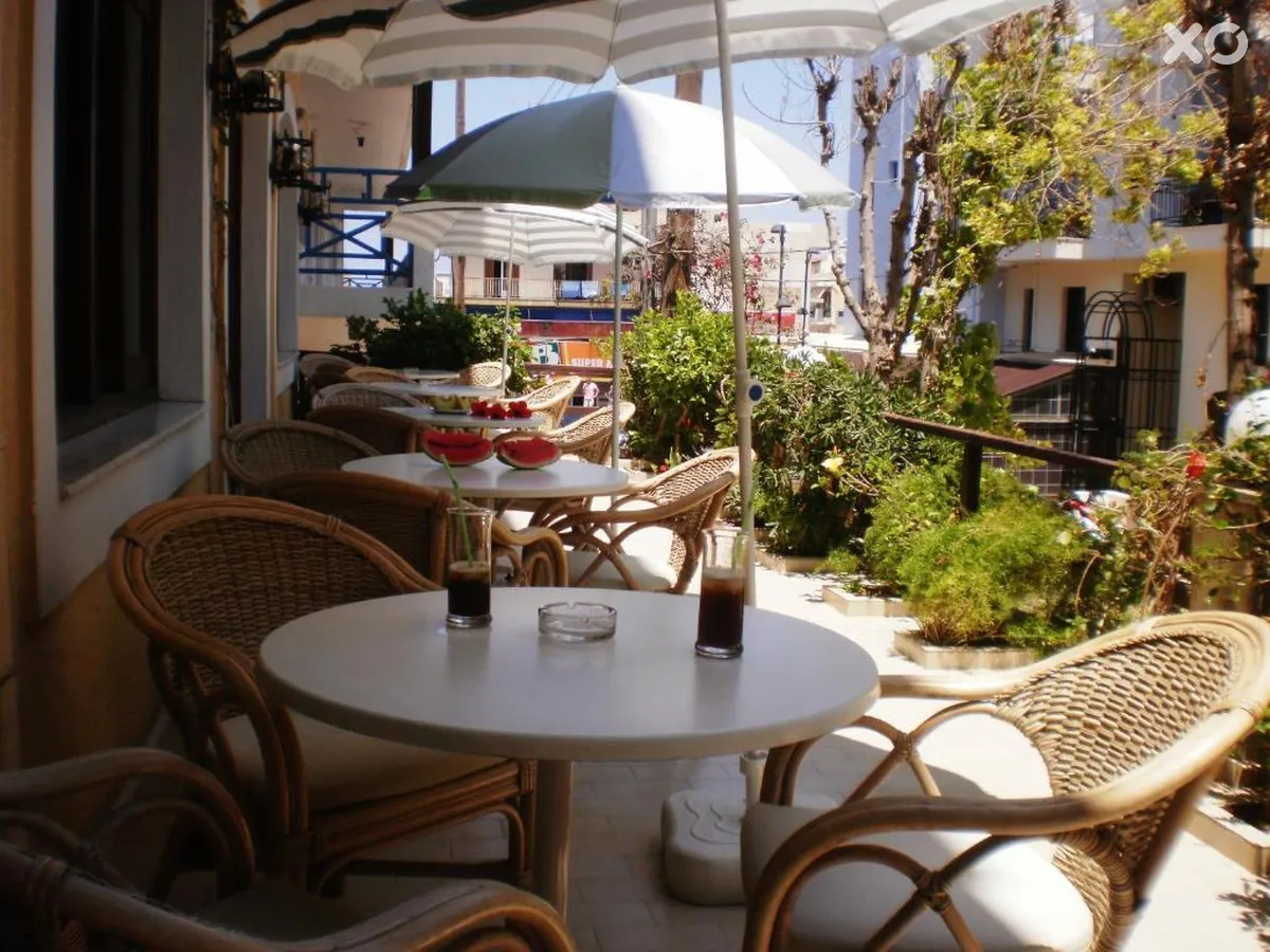 Floral Hotel