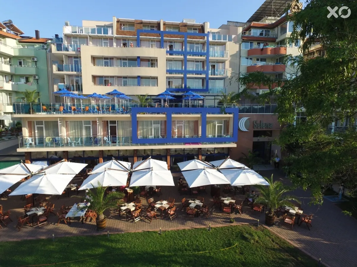 Selena Hotel