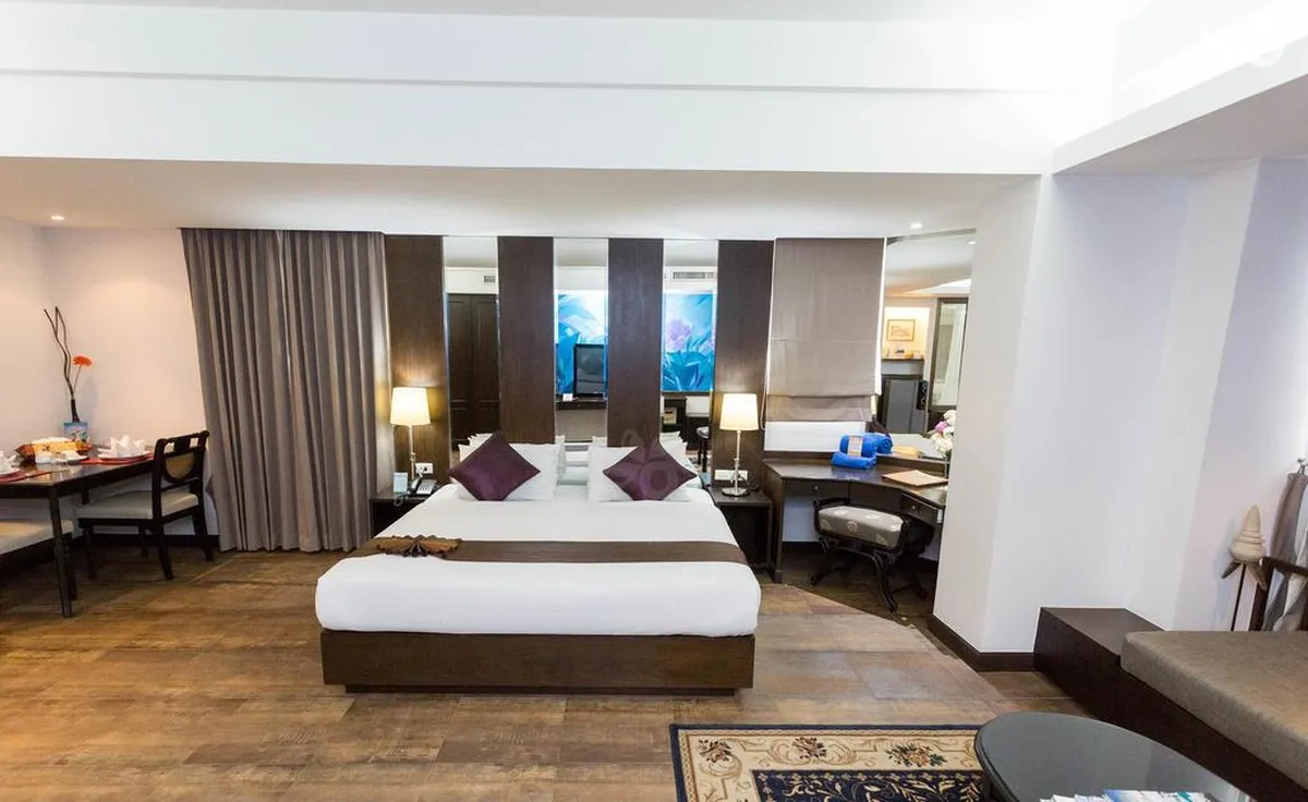 The Grand Sathorn Hotel