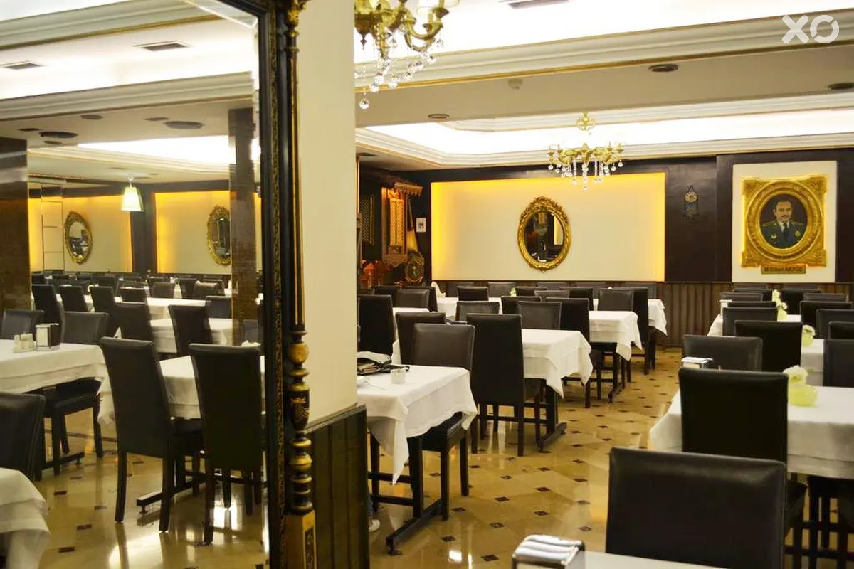 Grand Ant Hotel