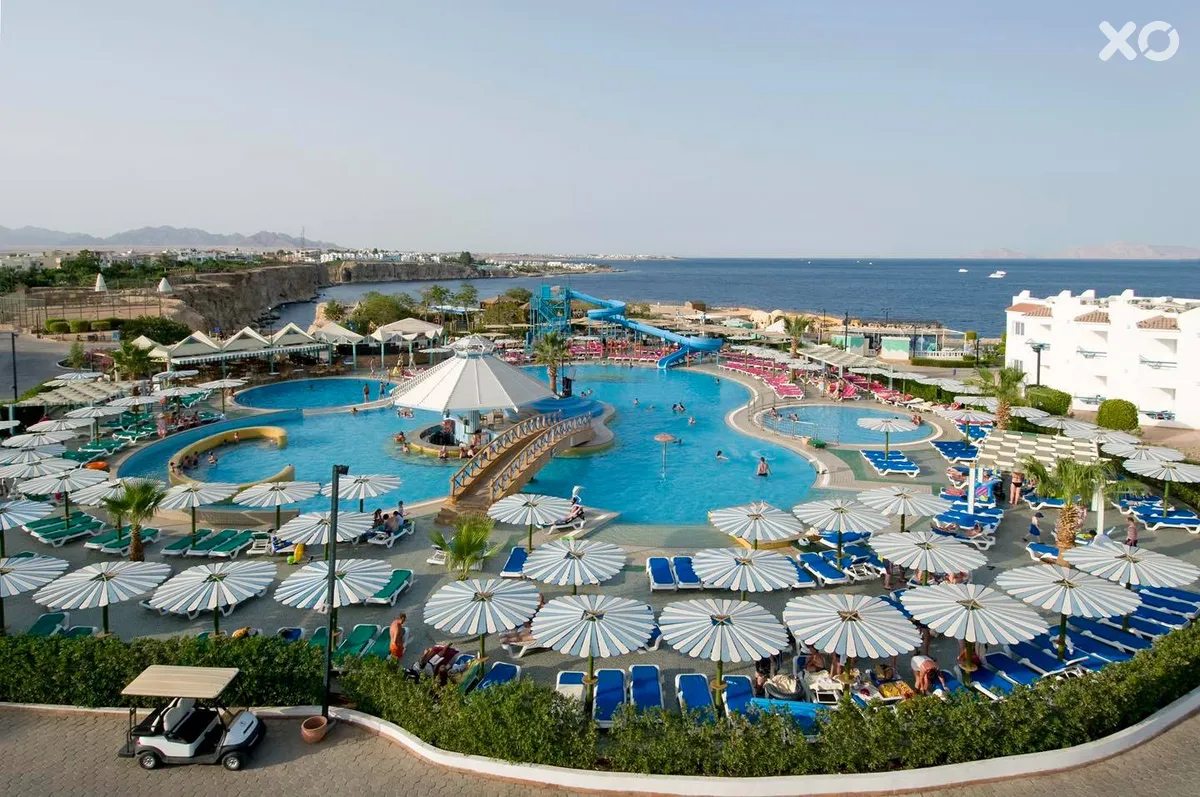 Dreams Beach Resort