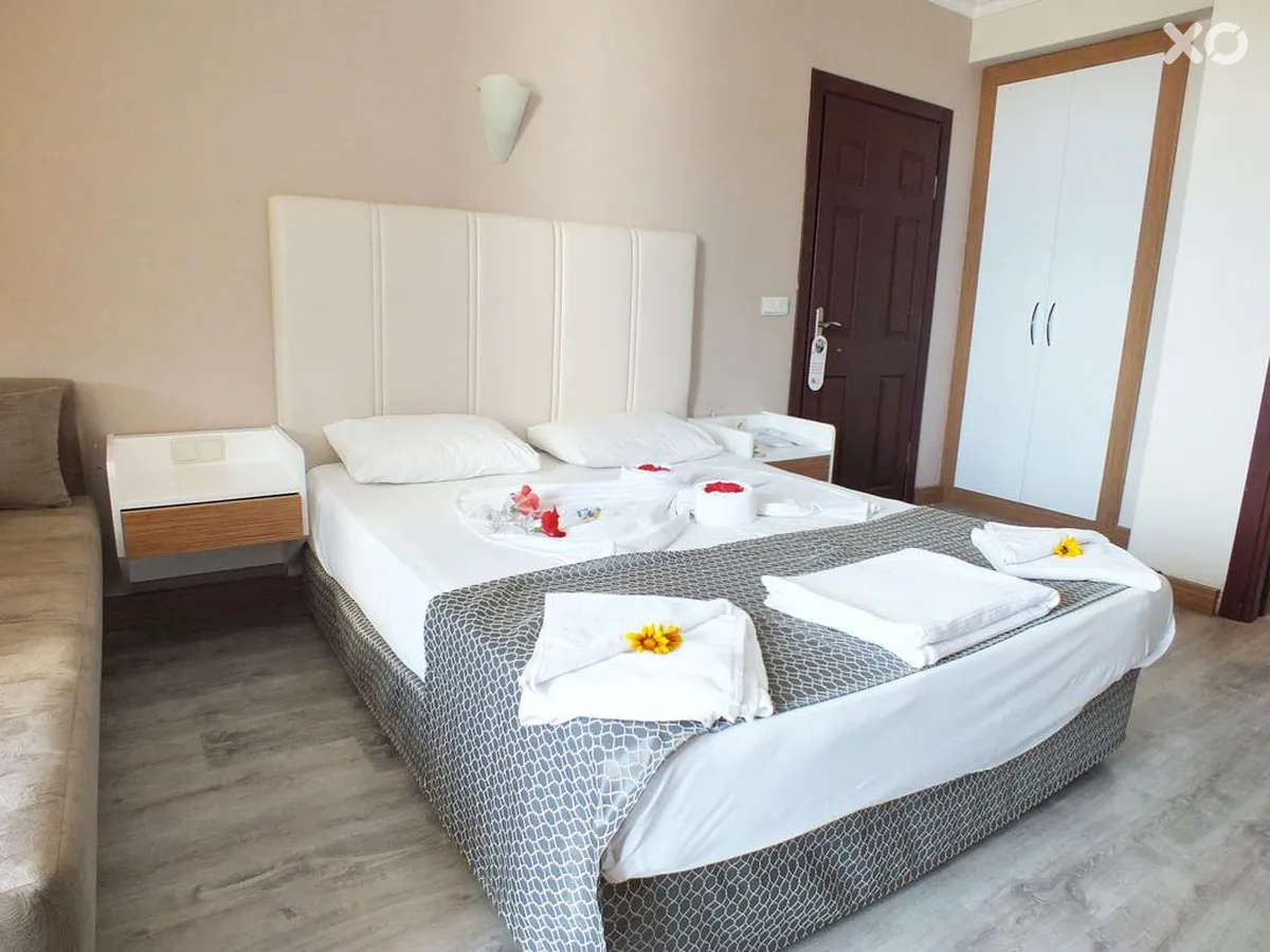 Acropol Beach Hotel