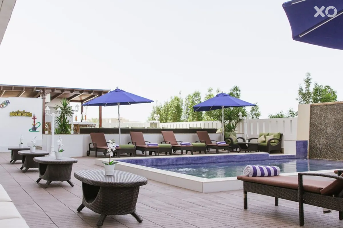 Mangrove Hotel
