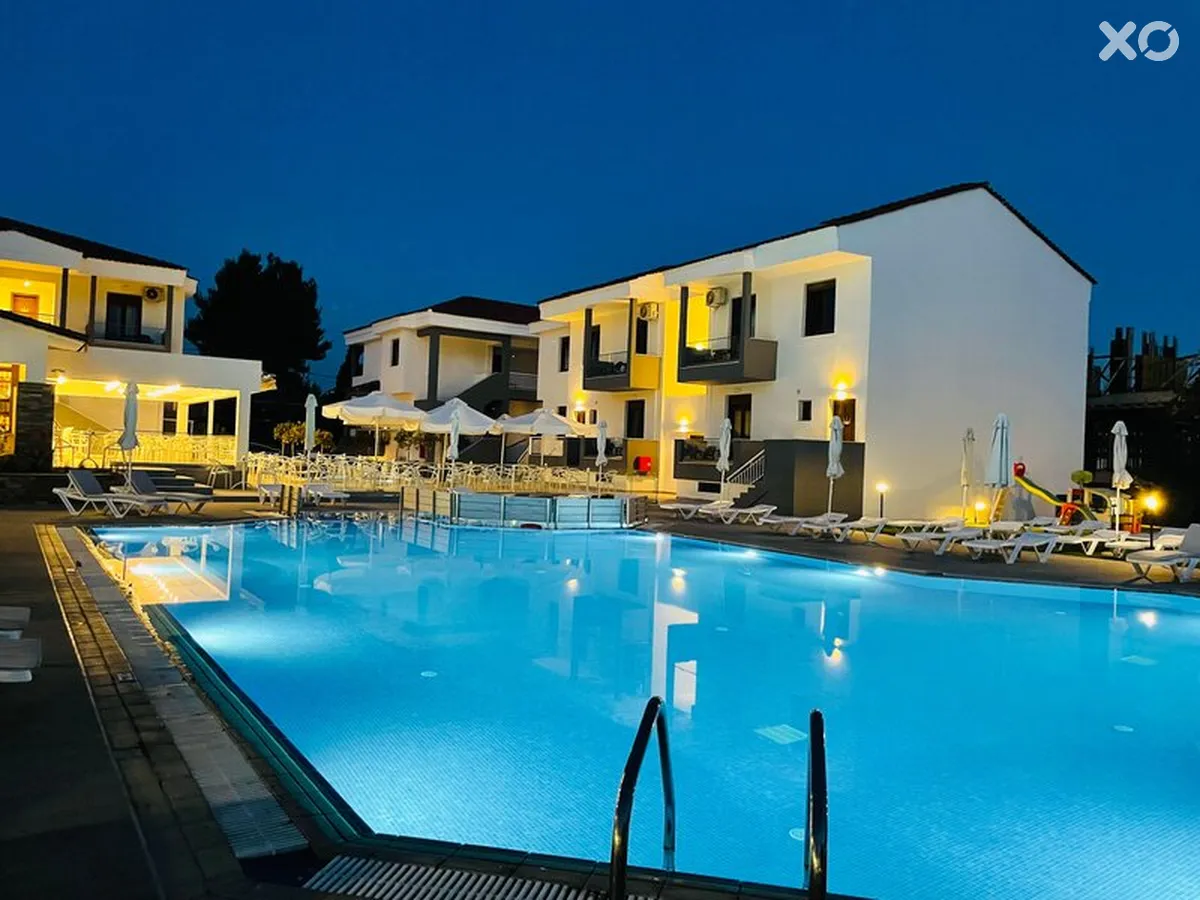 Acrotel Lily Ann Village