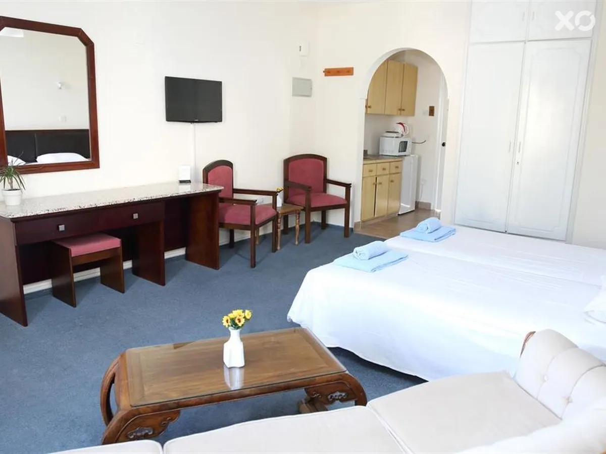 Antonis G Hotel Apartments
