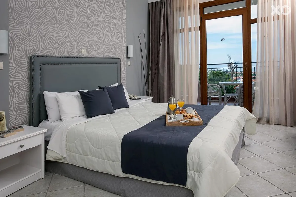 Alia Palace Luxury Hotel & Villas