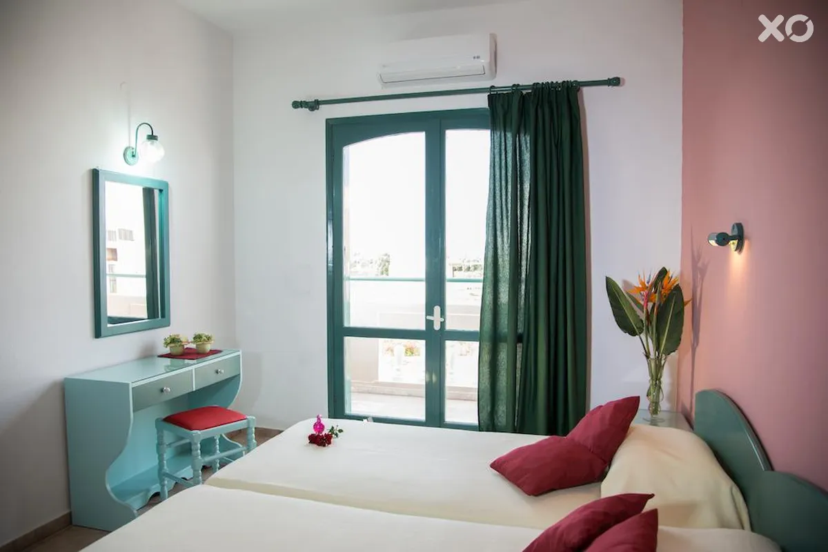 Theoni Apartments