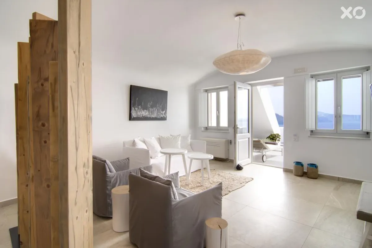 Santorini Secret Suites & Spa