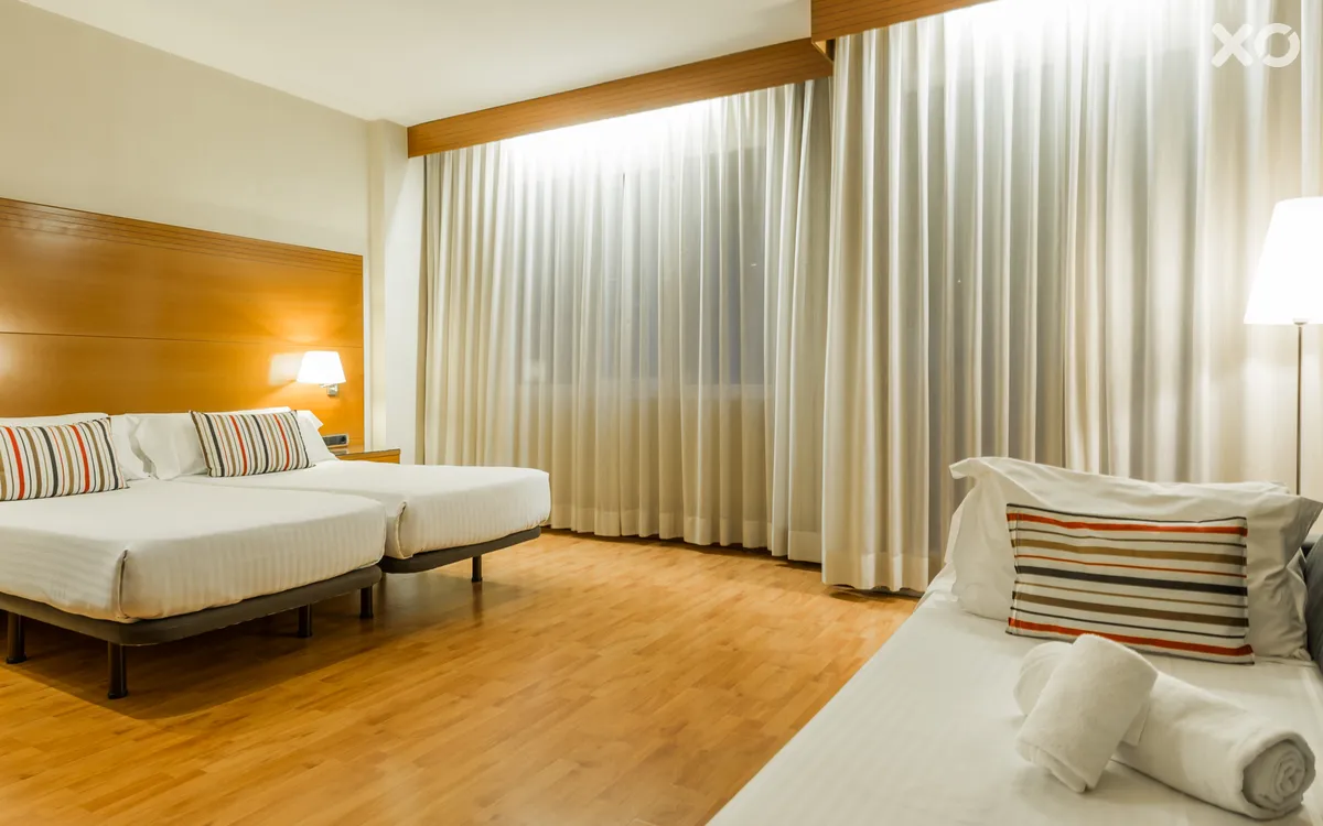 Aparthotel Mariano Cubi