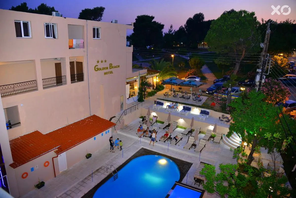 Golden Beach Hotel