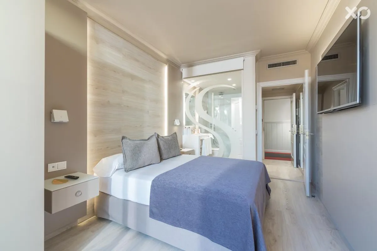 Salles Pere IV Hotel