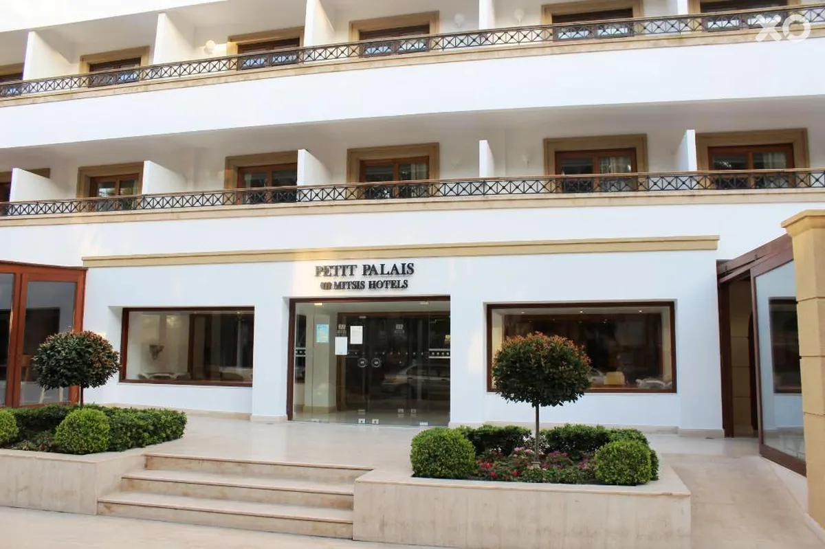 Mitsis Petit Palais Beach Hotel