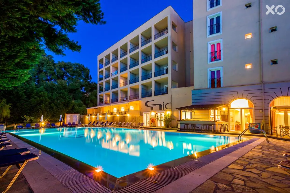 CNic Hellinis Hotel