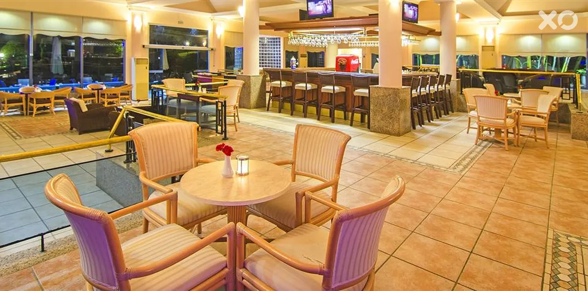 The Grand Blue Sky International Hotel