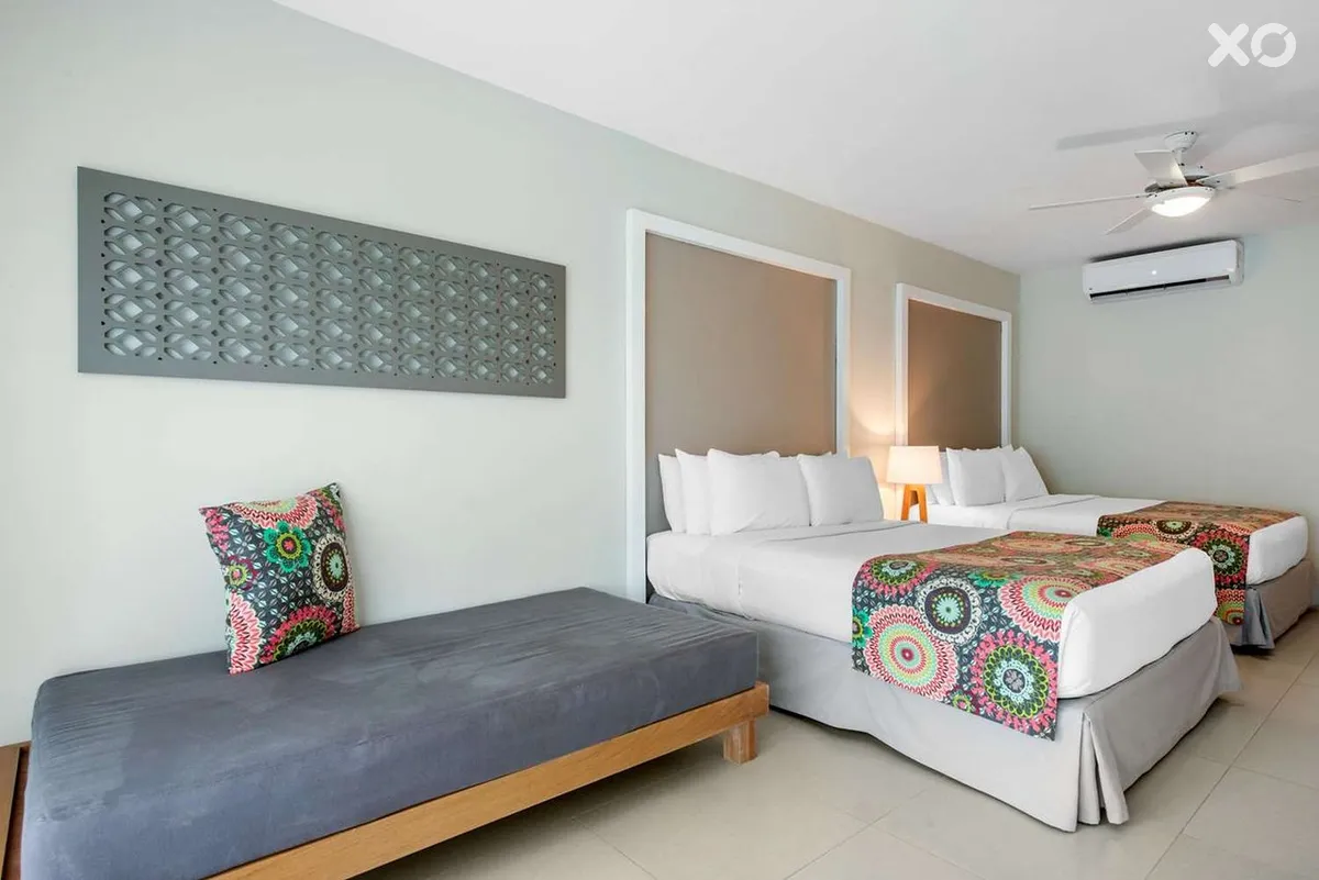 Emotions By Hodelpa Hotel