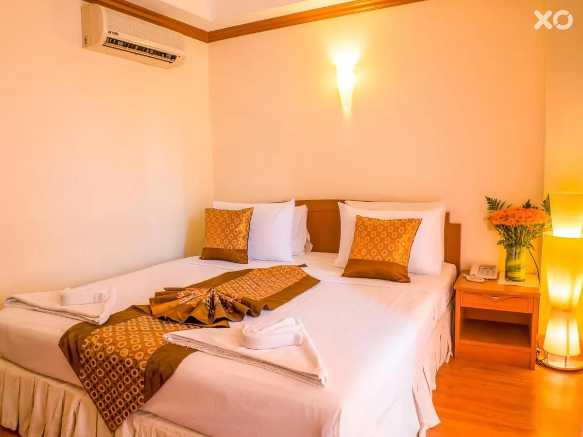 Chomsin Hua Hin Hotel