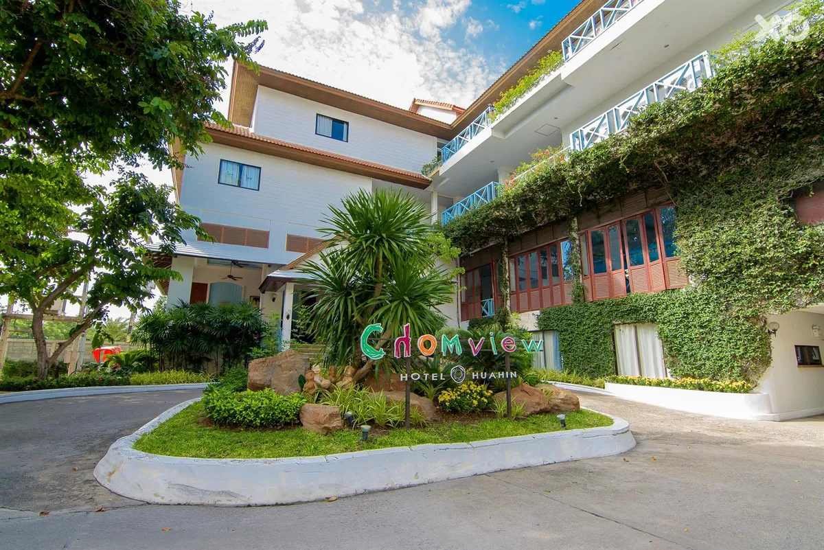 Chom View Hotel
