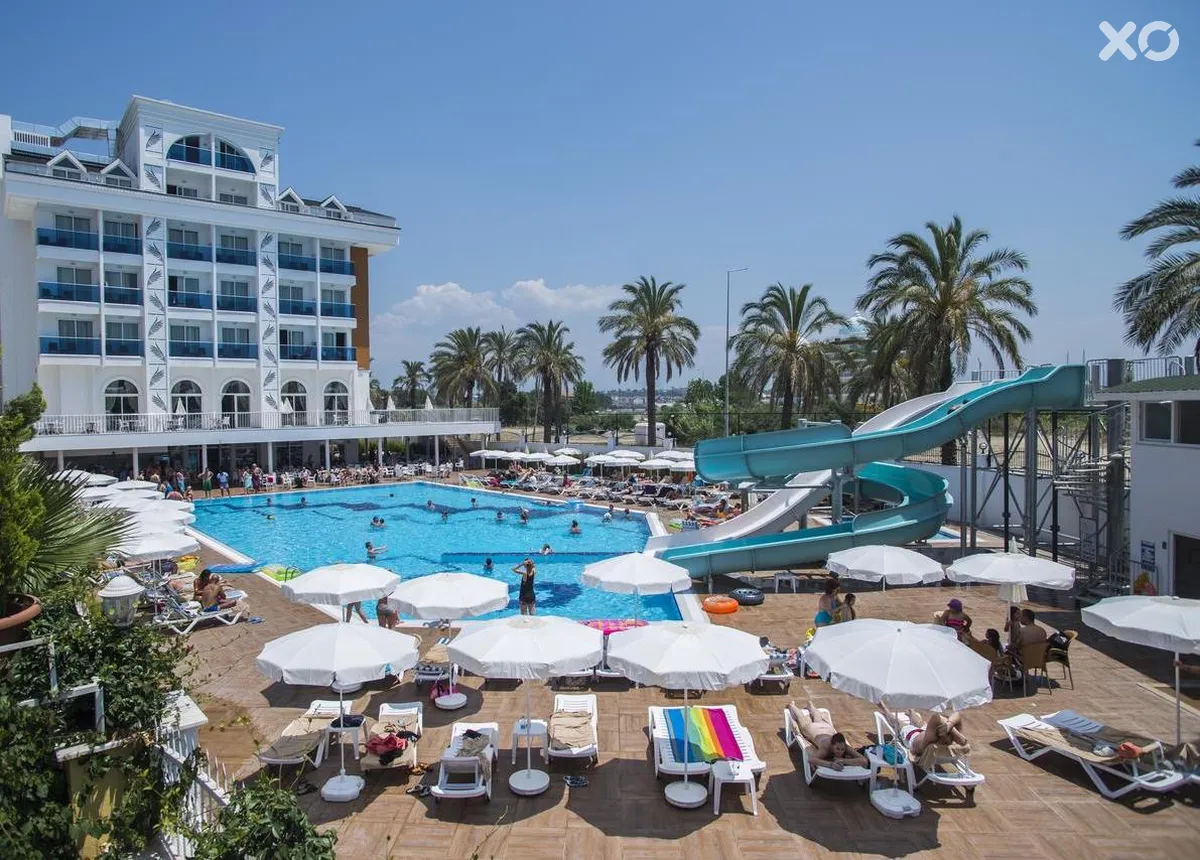 Palm World Resort & Spa Side