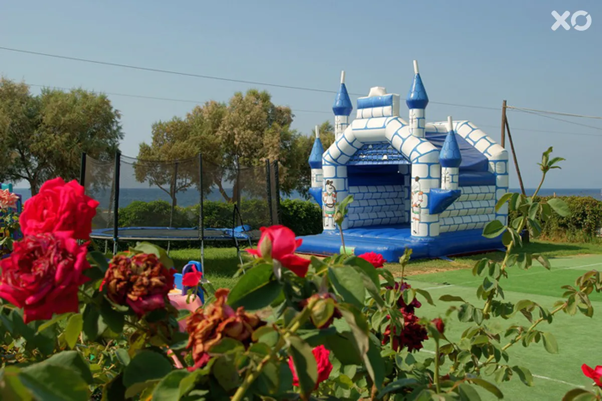 Oasis Hotel