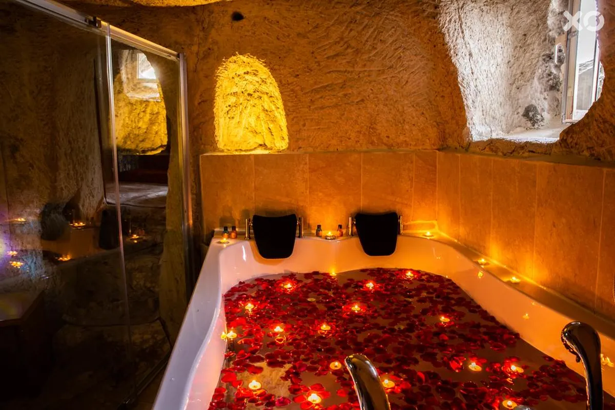 Unicorn Cave Hotel