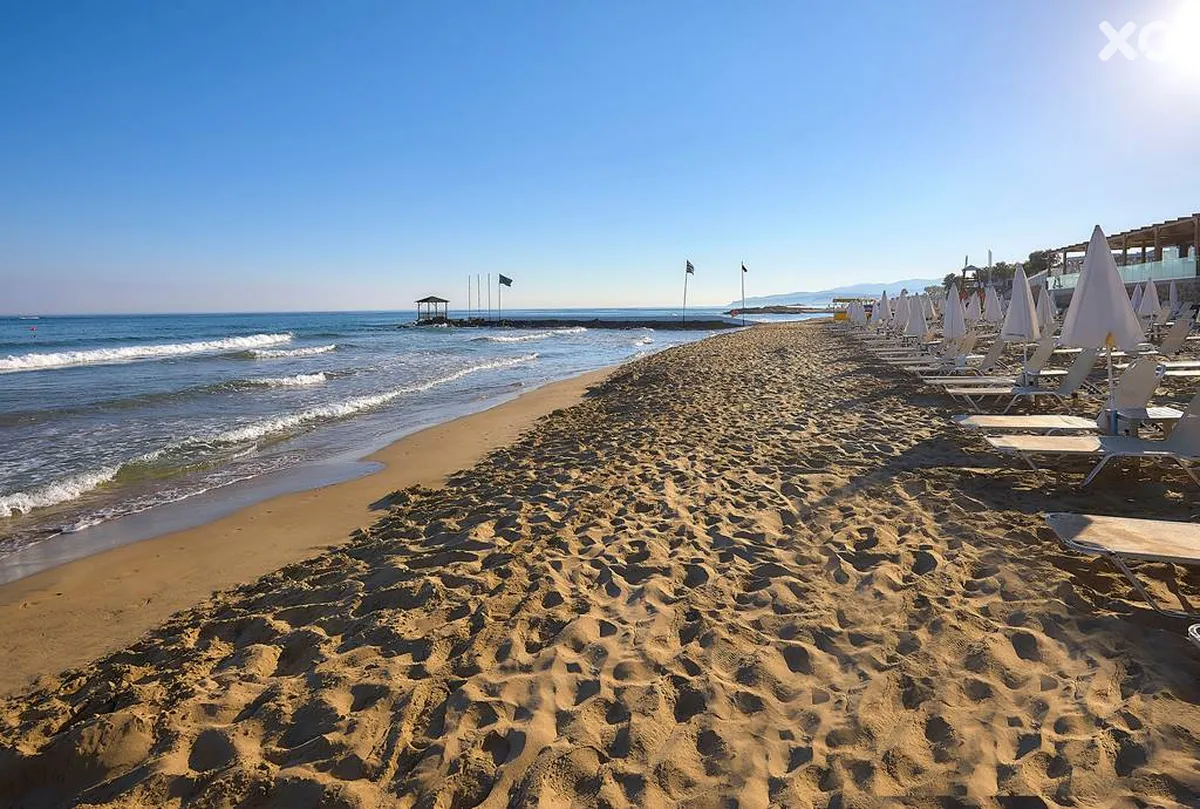 Alexander Beach Hotel & Village