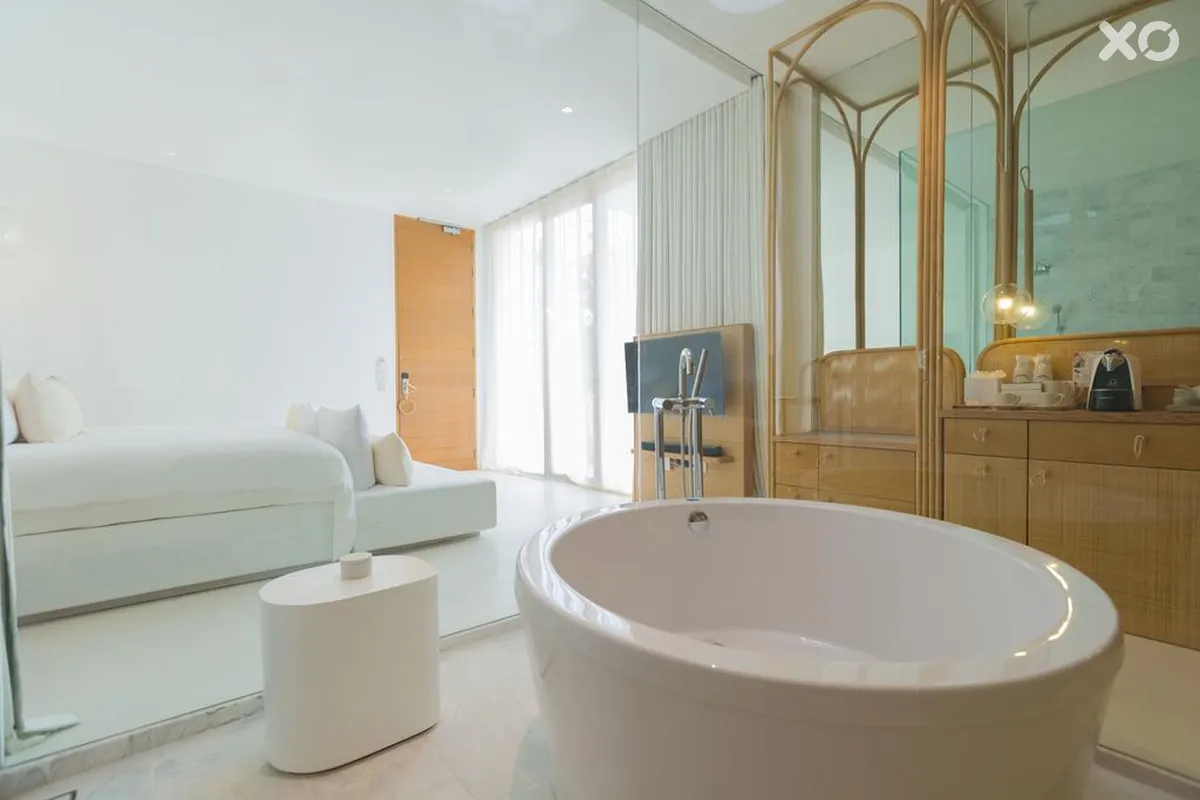 SALA Samui Chaweng Beach Resort
