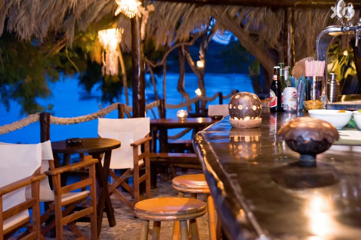 Gloria Maris Hotel Suites & Villa