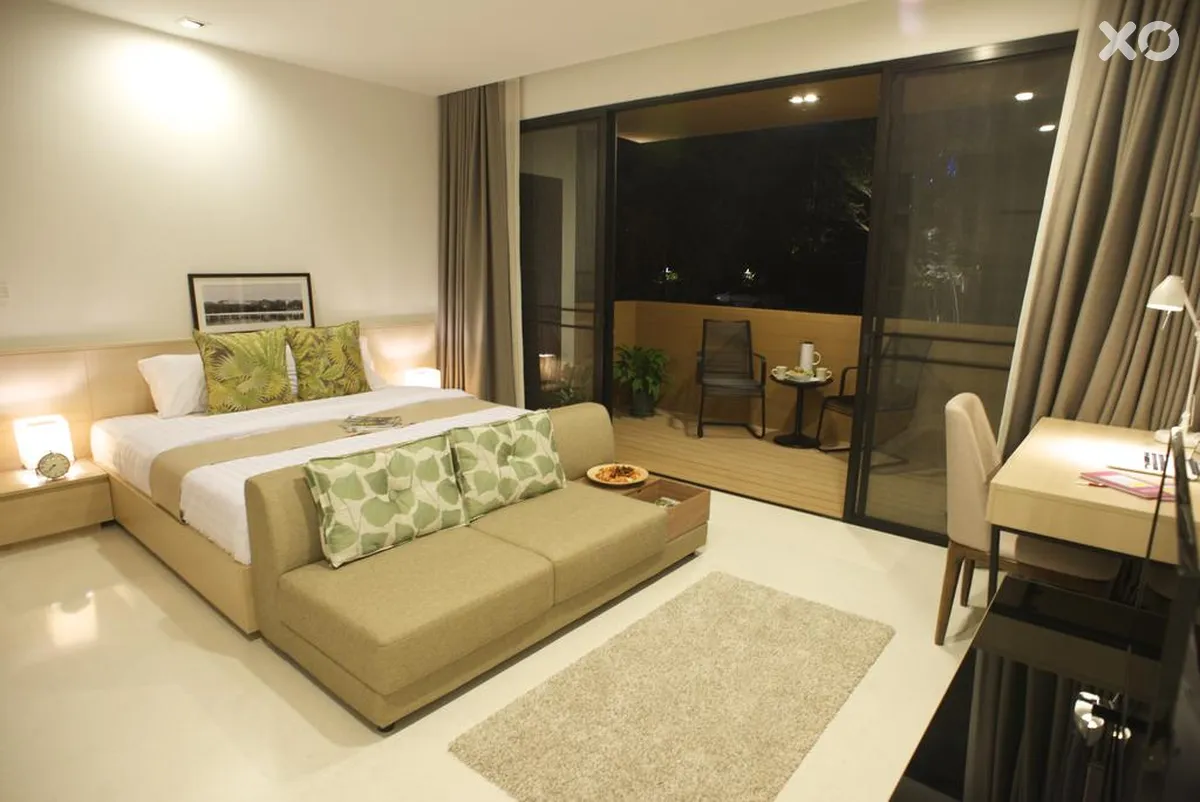 The Silver Palm Hotel