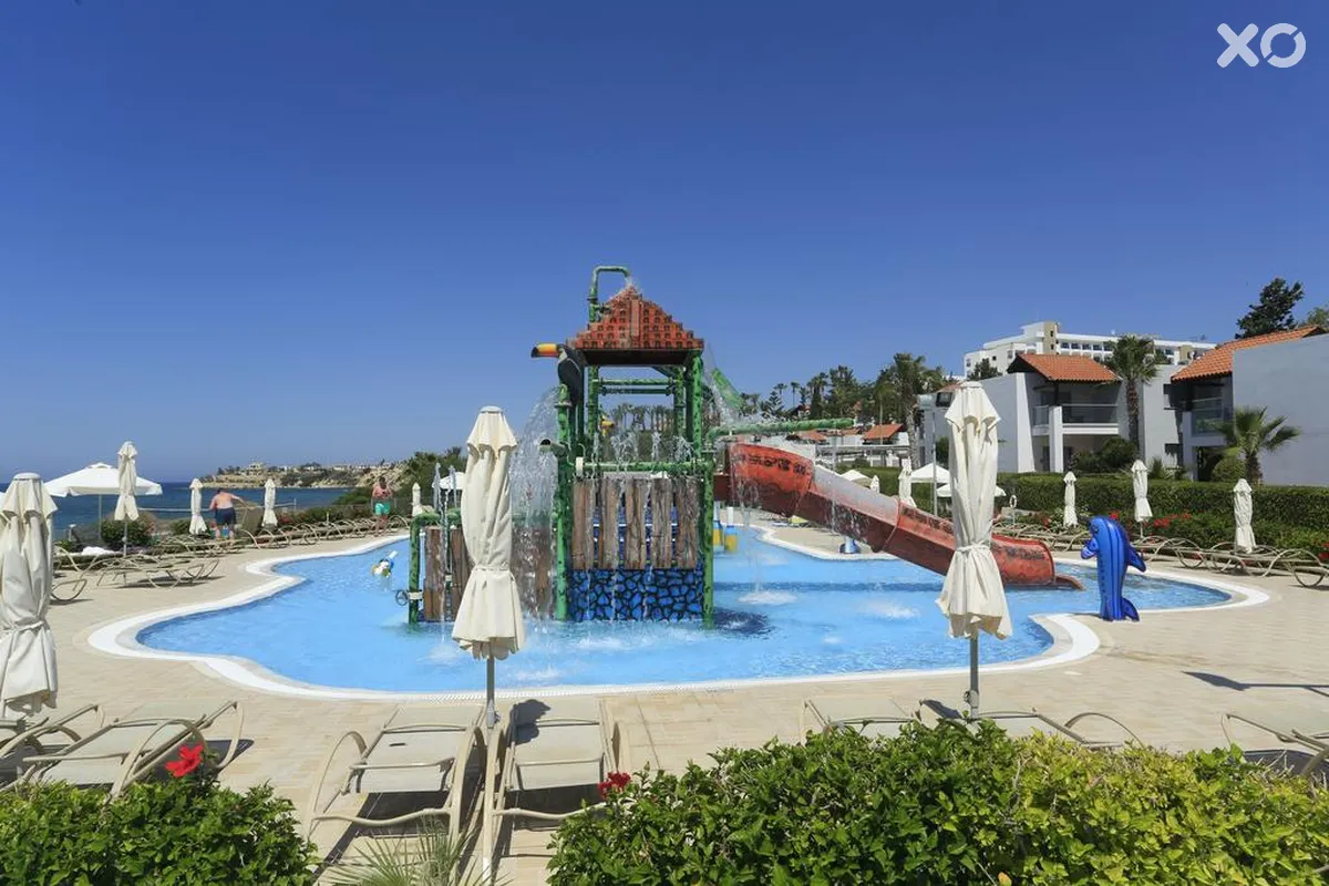 Kapetanios Aqua Resort