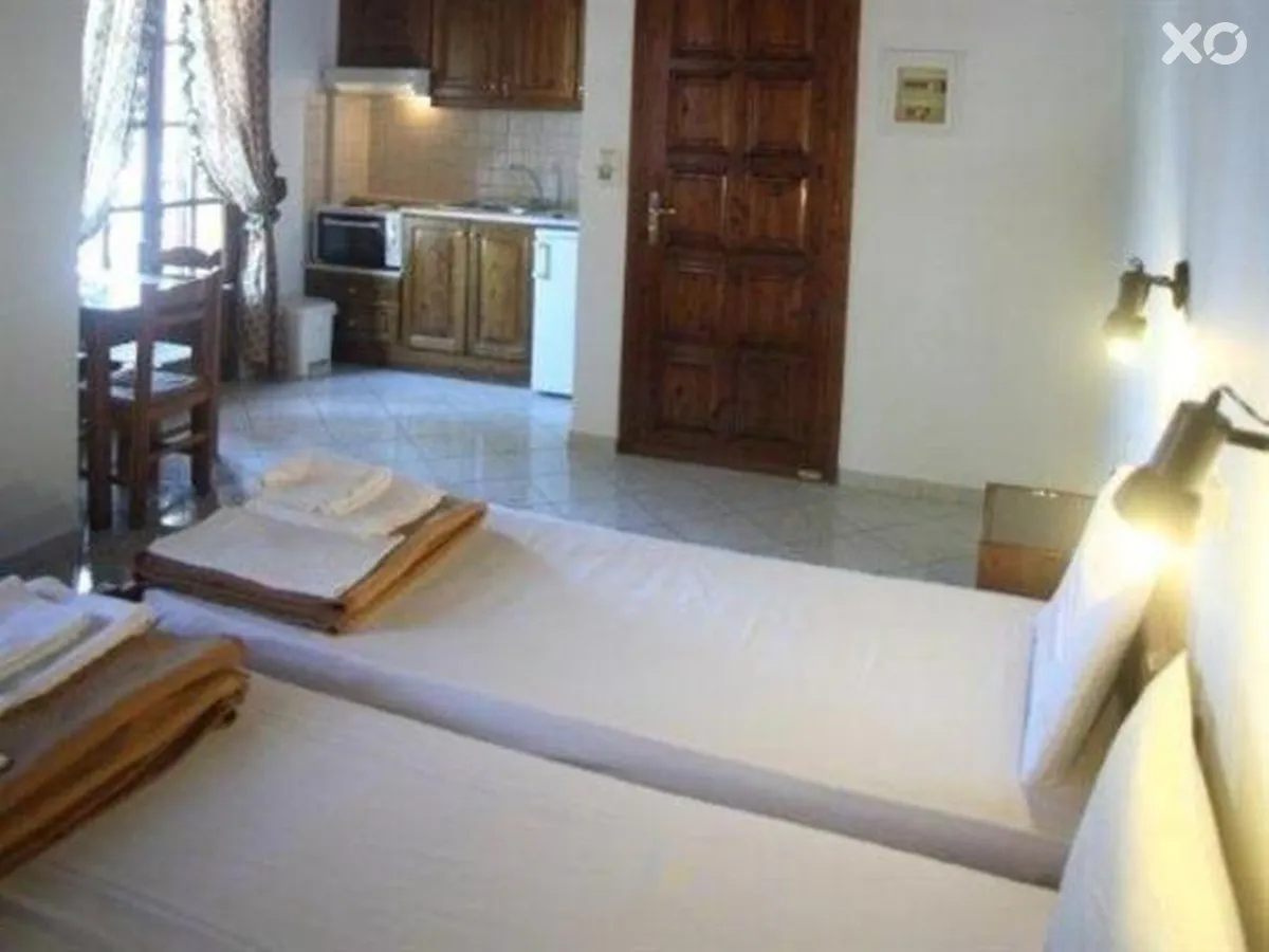 Rena Apartments