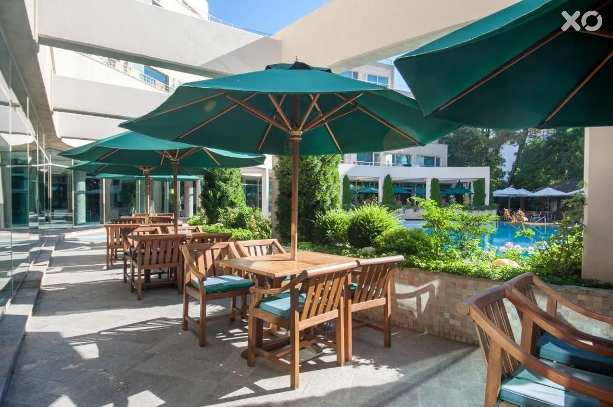 Jeravi Hotel