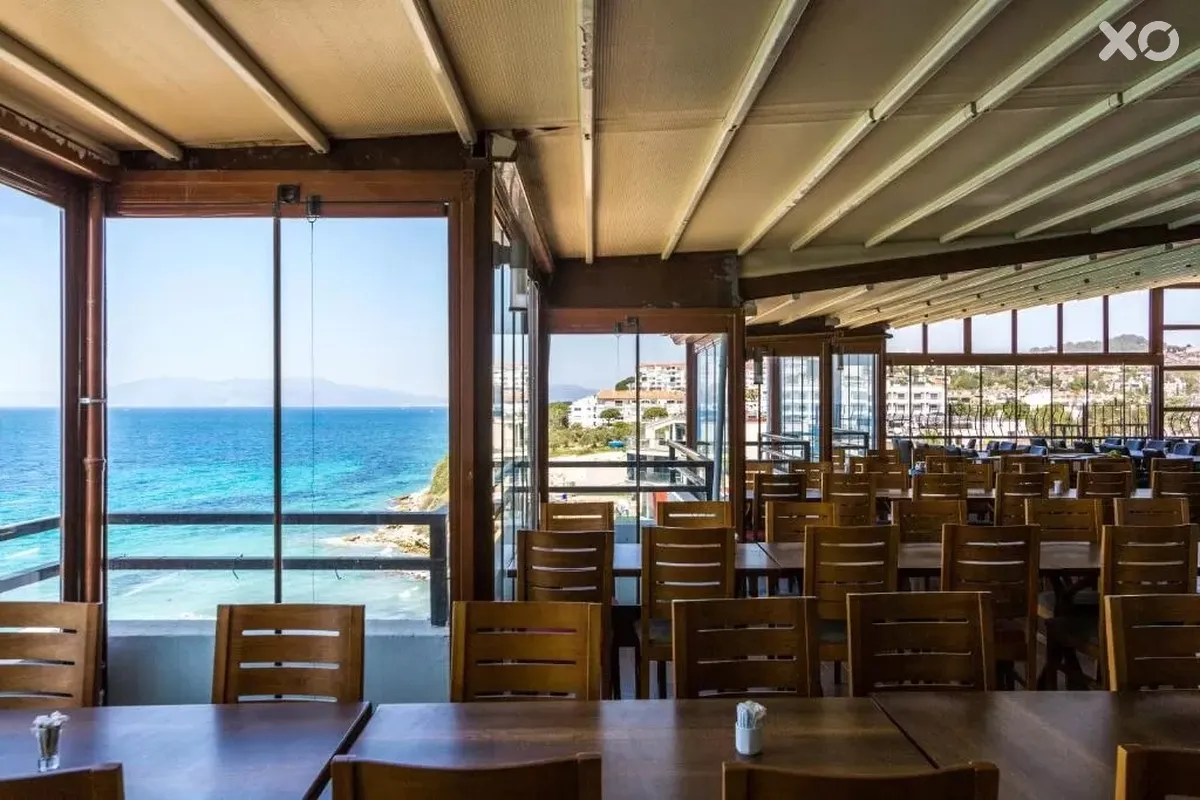 Sunday Beach Hotel