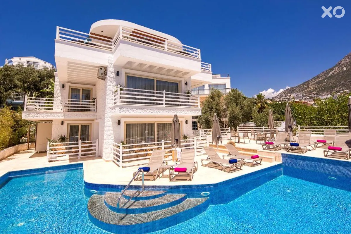 Kalkan Saray Suites Hotel