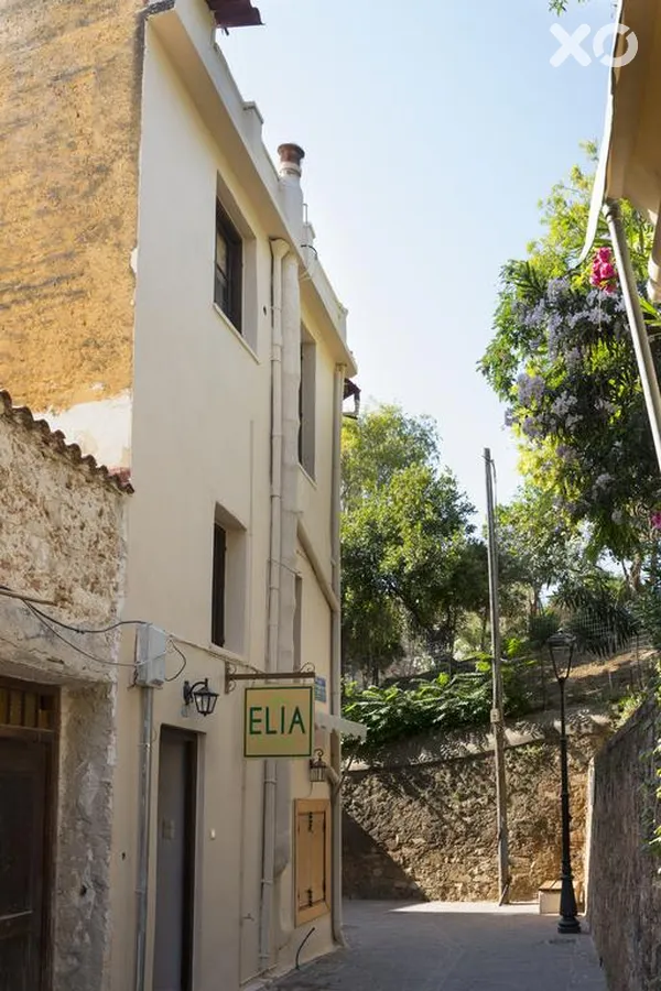 Elia Portou Rooms