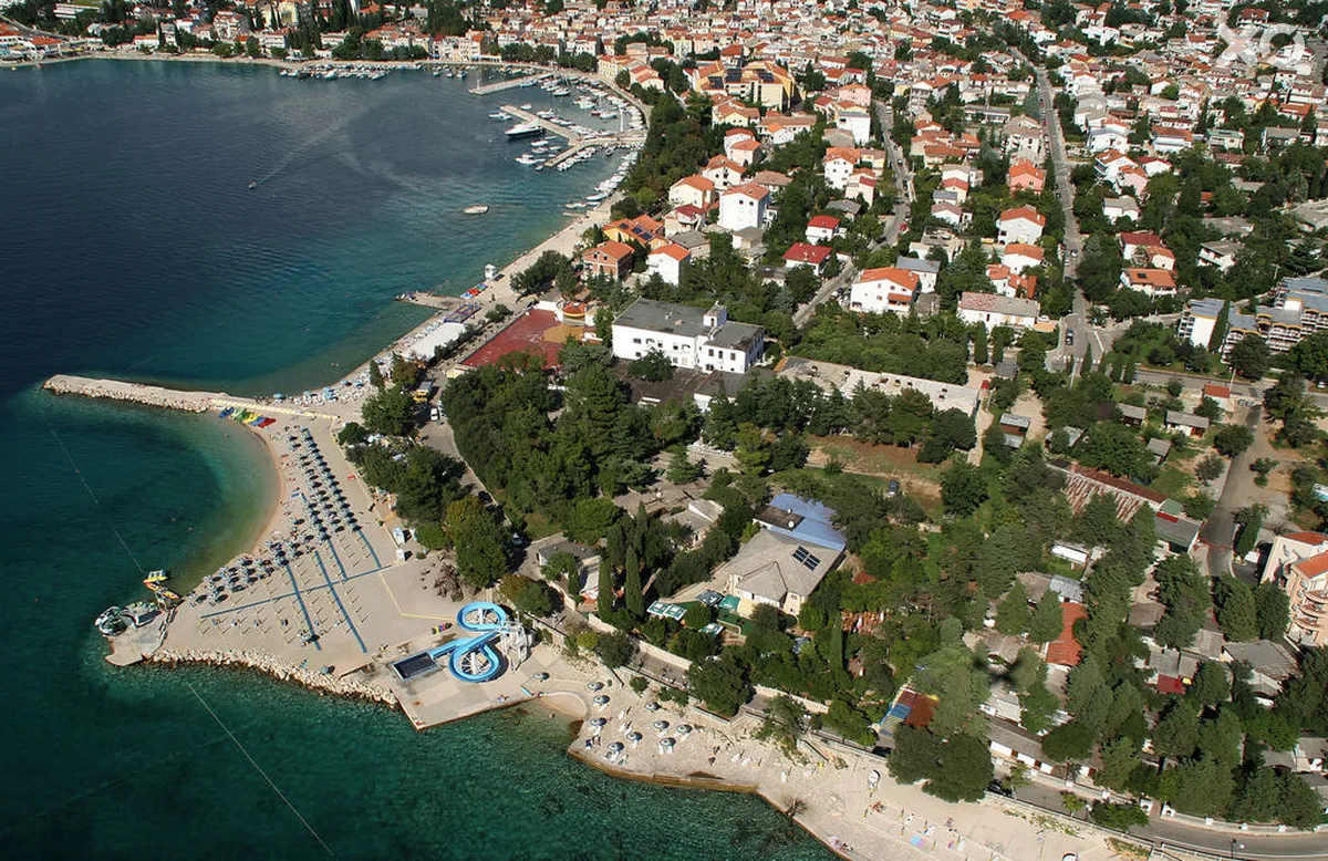 Slaven Hotel & Pavillions
