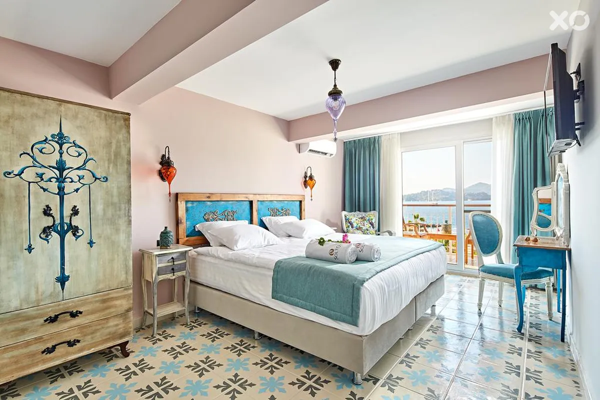 Fi Light Solto Boutique Beach