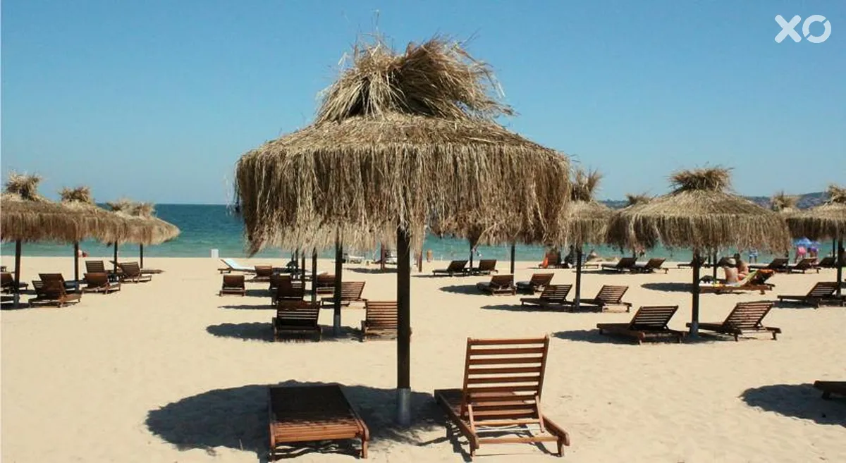 Apolonia Resort