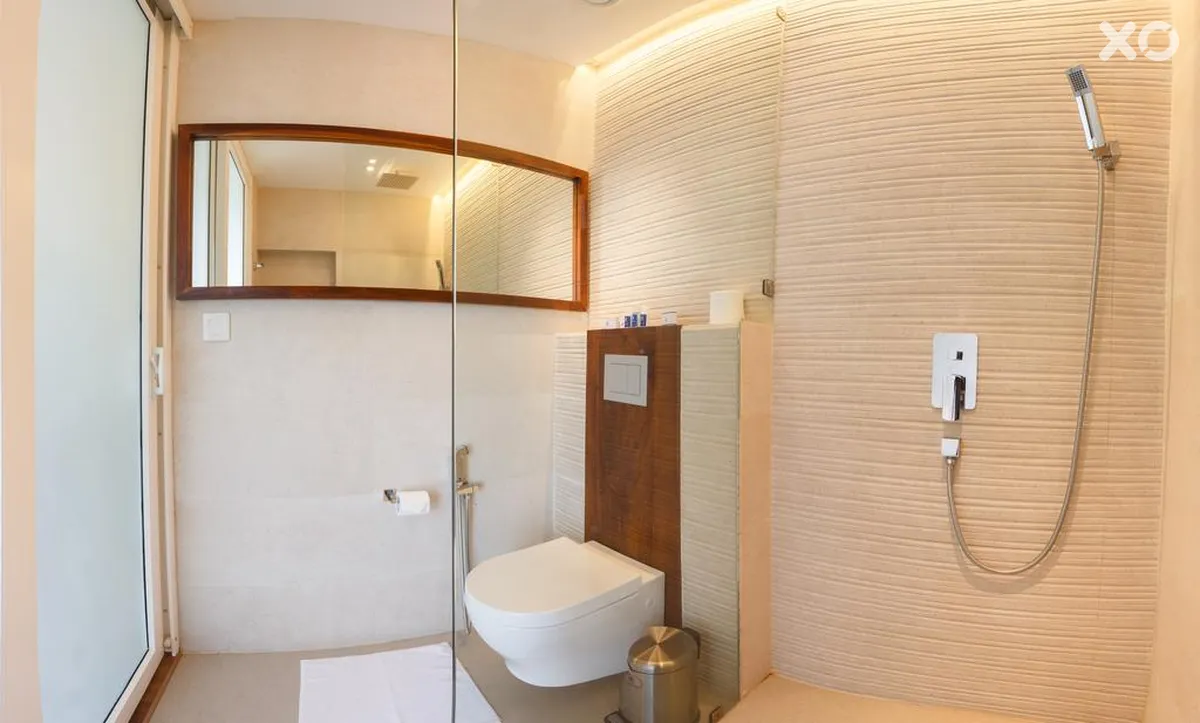 Camelot Beach Hotel