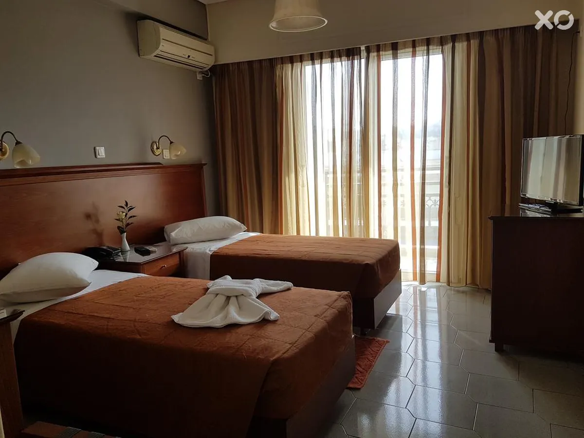 Apollo Hotel