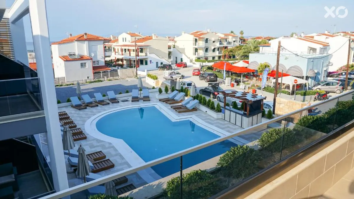 Agnes Deluxe Hotel
