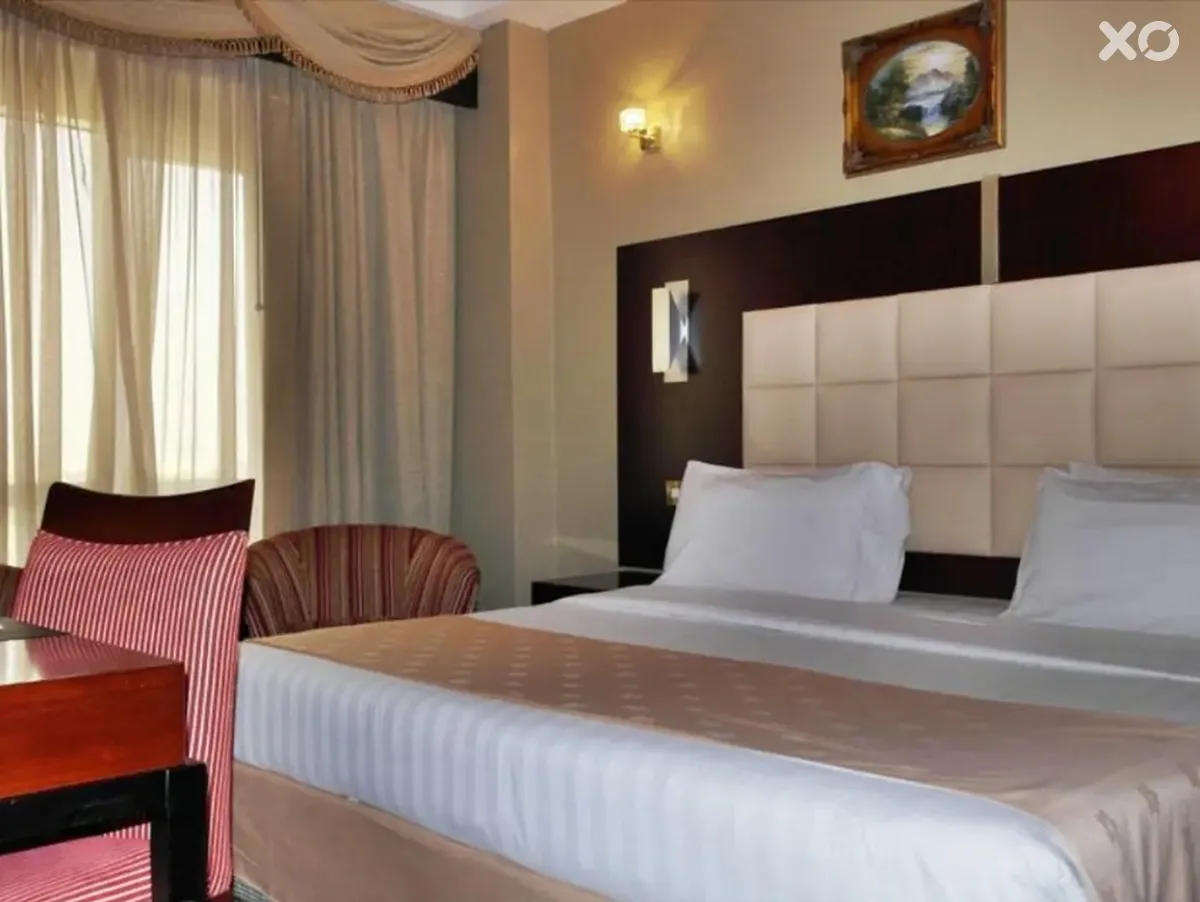 Sun & Sands Sea View Hotel